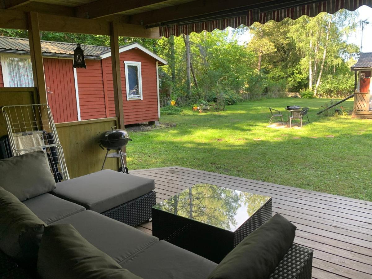 Sjoenaera Stuga Norrtälje Extérieur photo