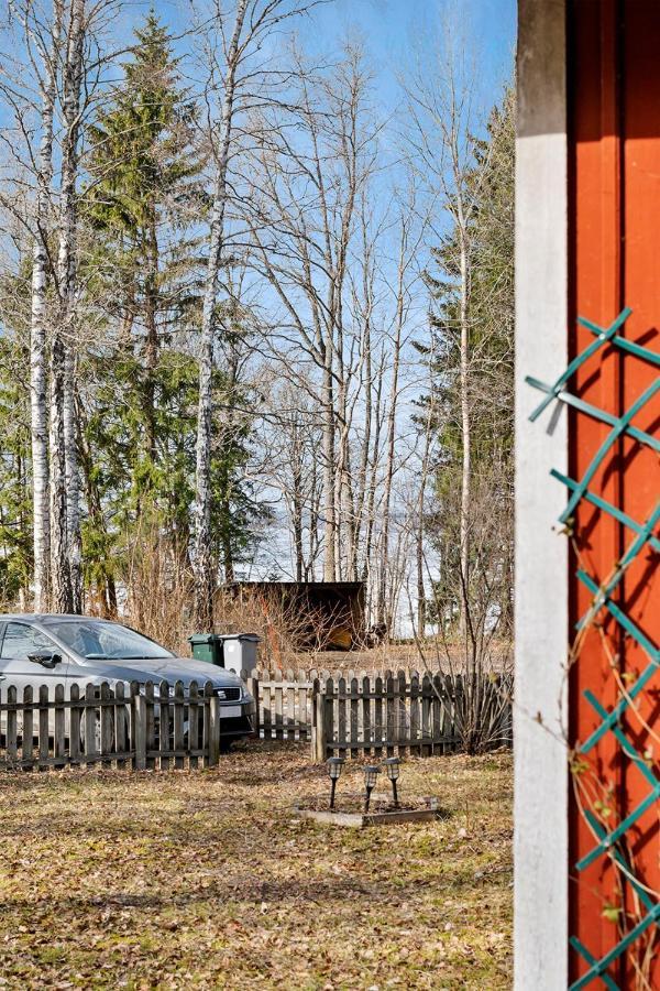 Sjoenaera Stuga Norrtälje Extérieur photo