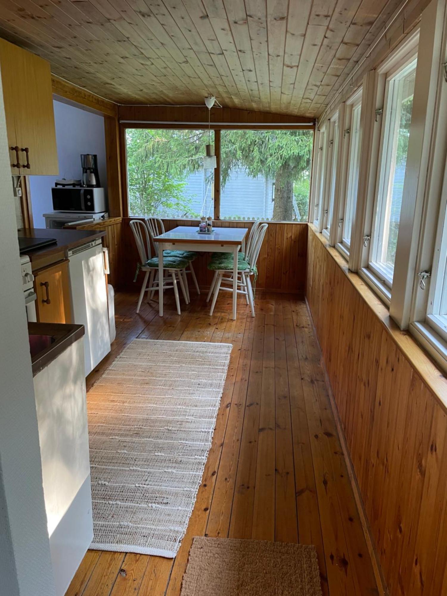 Sjoenaera Stuga Norrtälje Extérieur photo